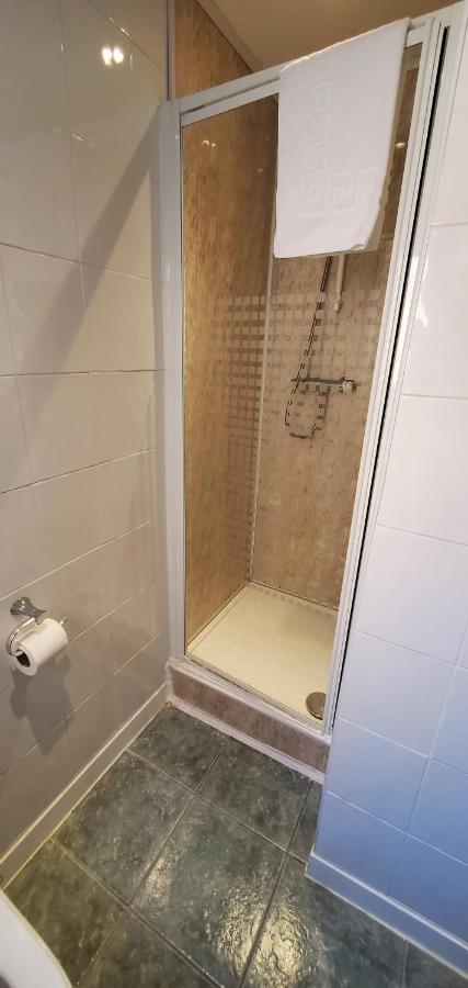 Diamonds Guest House Йорк Екстер'єр фото